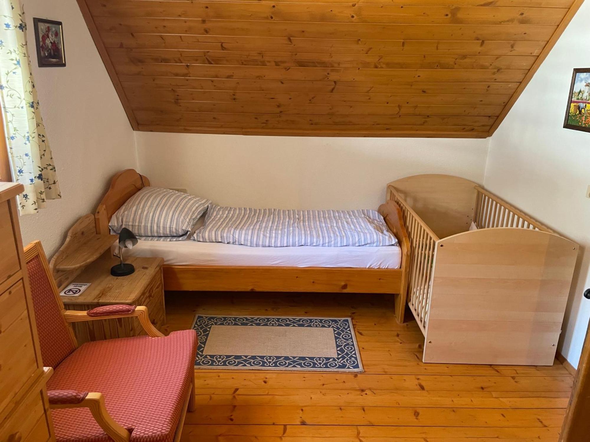 Ferienhaus Bettina Rassis Feriendorf ดอนเนอร์สบาควัลด์ ภายนอก รูปภาพ