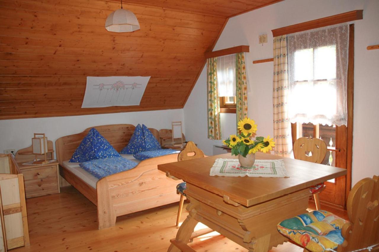 Ferienhaus Bettina Rassis Feriendorf ดอนเนอร์สบาควัลด์ ภายนอก รูปภาพ